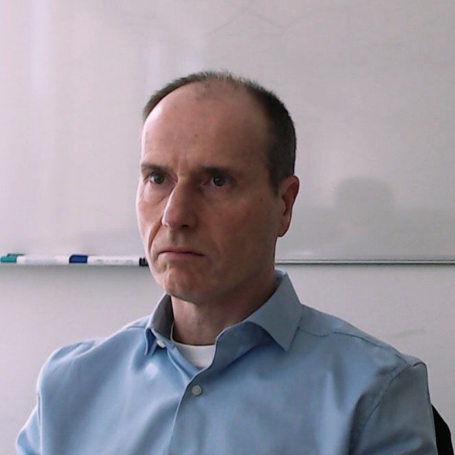 Dr. Ivan Szanto